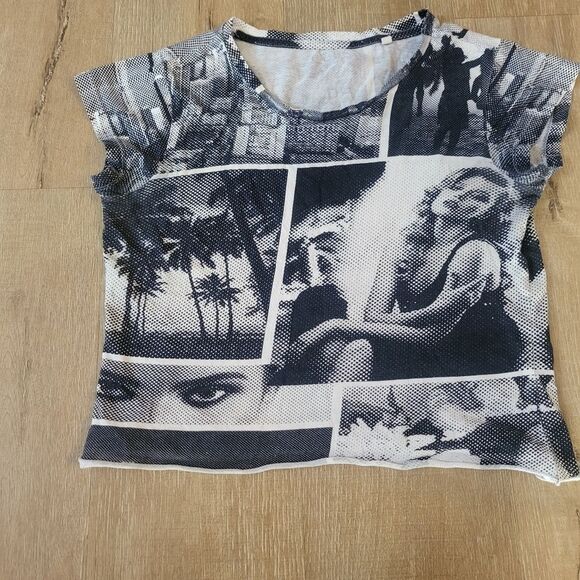 Guess y2k Black & White Graphic Vintage Crop Top - Picture 2 of 7